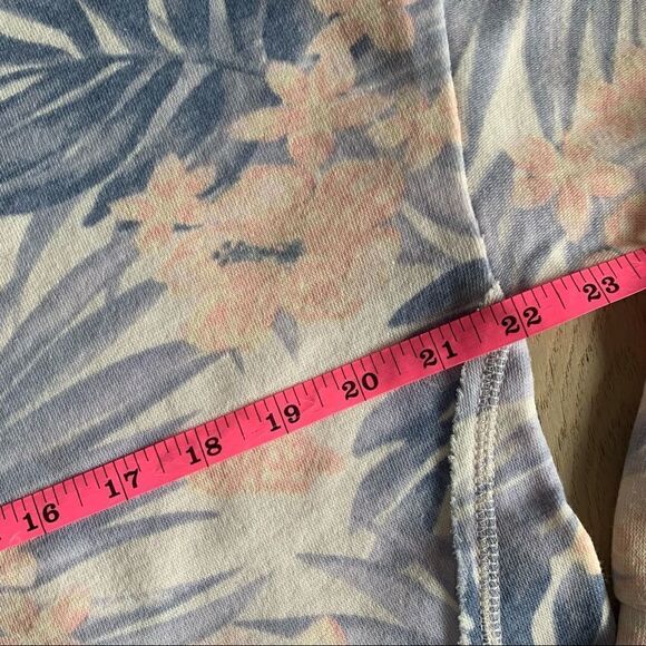 Pastel Tropical Print Cropped Hoodie - Picture 2 of 9